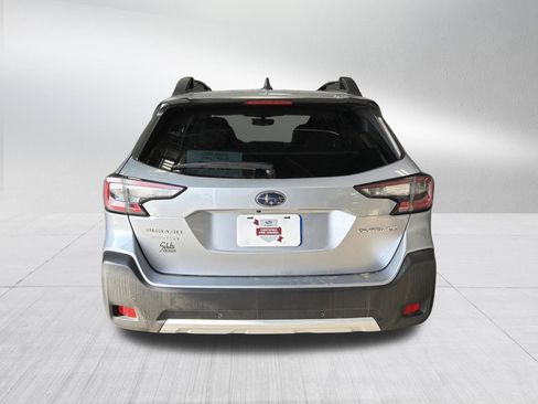 Certified 2023 Subaru Outback Limited image 6
