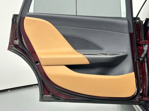 Used 2023 Lucid Air Touring image 15