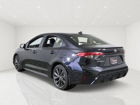 Used 2024 Toyota Corolla XSE FWD image 5