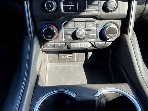 Used 2023 Chevrolet Tahoe LT image 18