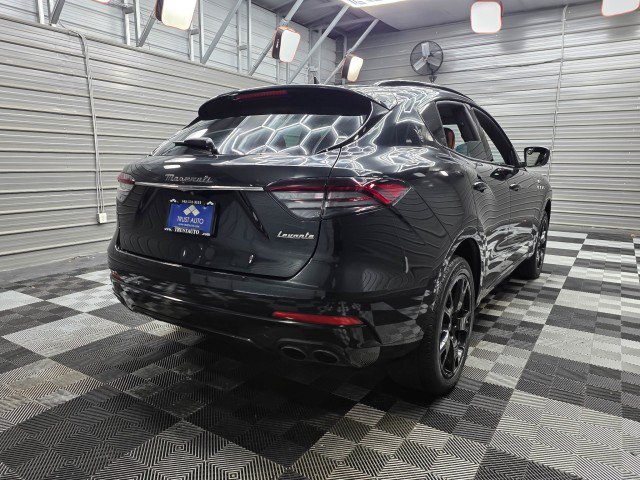 Used 2022 Maserati Levante GT AWD/4WD image 6