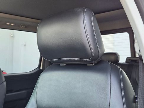 Used 2021 Ford F150 Lariat w/ Equipment Group 502A High image 12