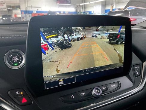 Used 2024 Chevrolet Blazer LT image 17