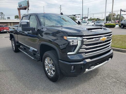 New 2026 Chevrolet Silverado 3500 High Country w/ Z71 Off-Road Package AWD/4WD image 8