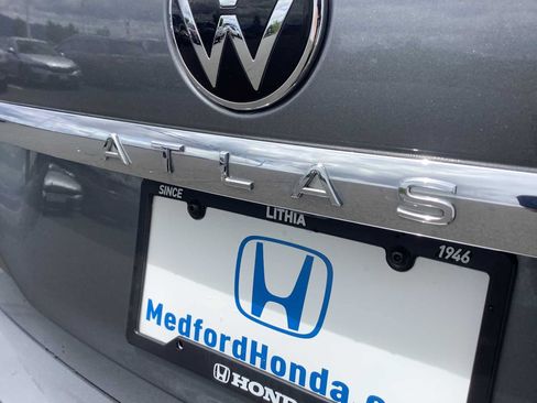 Used 2021 Volkswagen Atlas SE AWD/4WD image 6