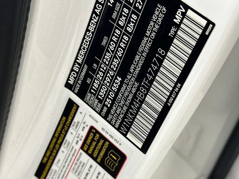 Certified 2026 Mercedes-Benz GLC 300 4MATIC image 38