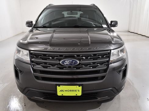 Used 2019 Ford Explorer XLT w/ Equipment Group 202A AWD/4WD image 3
