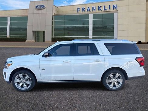 Certified 2023 Ford Expedition Max King Ranch image 4