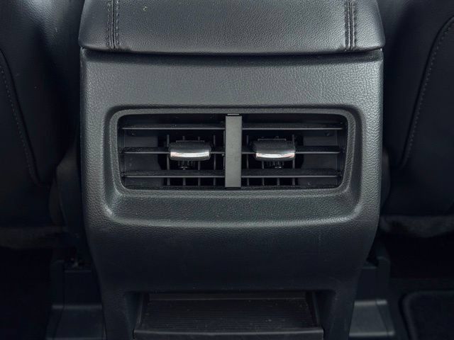 Used 2024 Ford Edge SEL AWD/4WD image 22