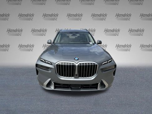 Certified 2025 BMW X7 xDrive40i w/ Premium Package image 3