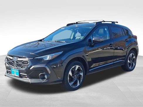 Used 2024 Subaru Crosstrek 2.5i Limited image 3