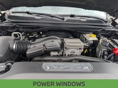 Certified 2022 Jeep Wagoneer Series III w/ Premium Group I AWD/4WD image 12