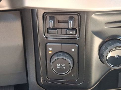 New 2025 Ford F550 4x4 Regular Cab Super Duty image 13