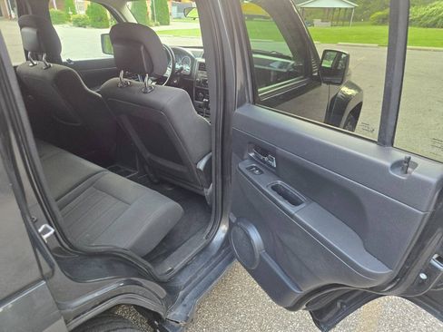 Used 2011 Jeep Liberty Sport w/ Popular Equipment Group AWD/4WD image 28
