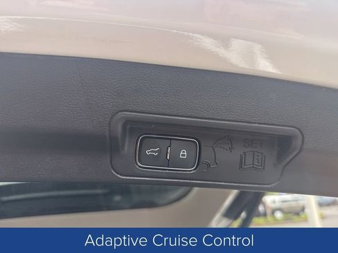 Certified 2026 Ford Explorer Active w/ Active Comfort Package RWD image 8