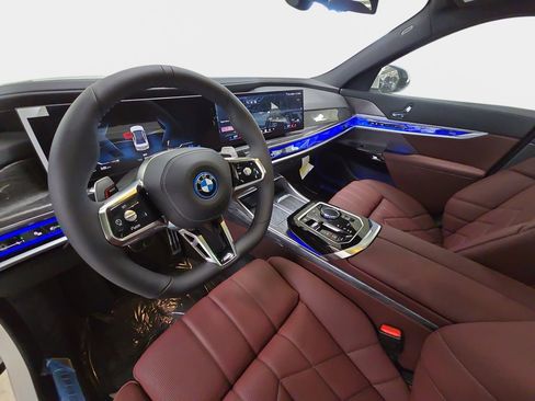 New 2026 BMW 750e xDrive w/ Executive Package image 13