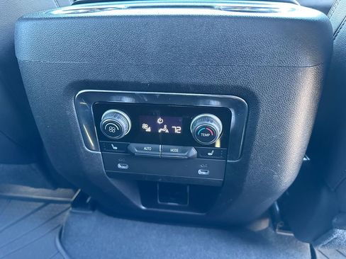 Used 2022 Chevrolet Tahoe RST w/ Luxury Package image 39