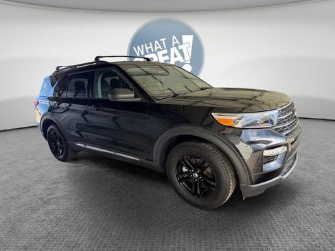 Used 2022 Ford Explorer XLT w/ Equipment Group 202A AWD/4WD image 1