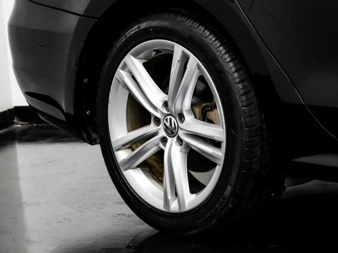 Used 2015 Volkswagen Passat TDI SE FWD image 63