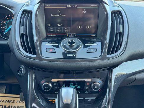 Used 2015 Ford Escape Titanium FWD image 22