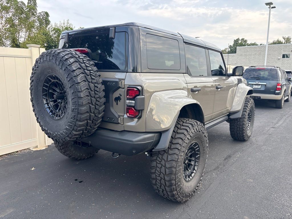 Used 2025 Ford Bronco Raptor AWD/4WD image 3