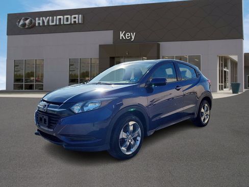 Used 2017 Honda HR-V LX image 7