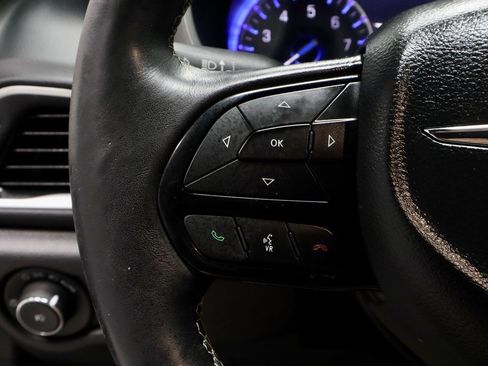 Used 2020 Chrysler Pacifica Touring-L w/ Advanced Safetytec Group image 27