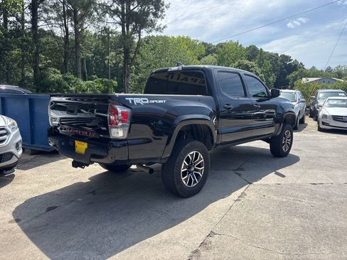 Used 2021 Toyota Tacoma TRD Sport w/ Technology Package RWD image 6