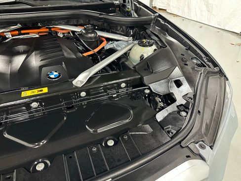 Used 2026 BMW X5 xDrive50e image 67