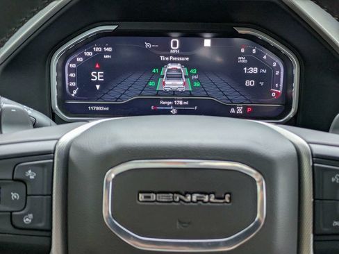 Used 2023 GMC Sierra 1500 Denali AWD/4WD image 27