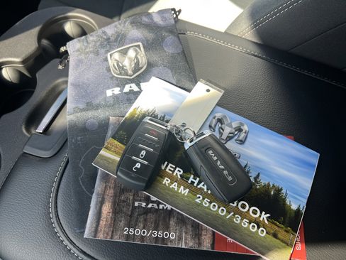 Used 2025 RAM 2500 Tradesman image 31