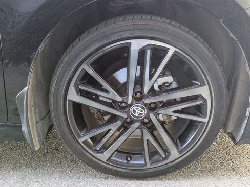 Used 2025 Toyota Camry XSE image 28