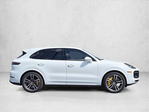 Used 2019 Porsche Cayenne Turbo AWD/4WD image 4