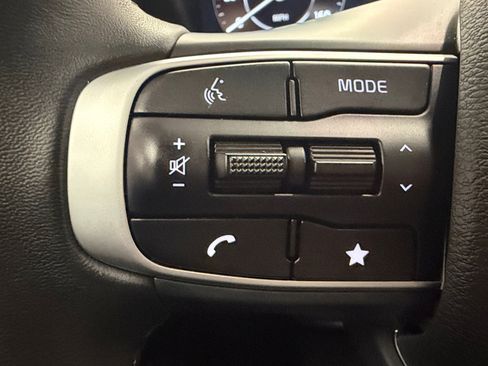 Used 2025 Kia Sportage SX FWD image 18