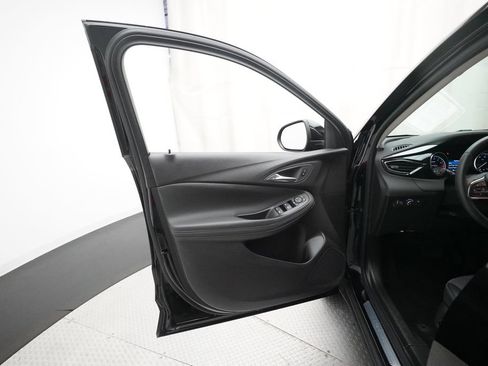 Used 2023 Buick Encore GX Select FWD image 27