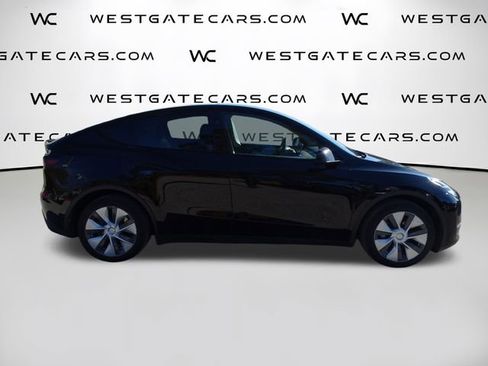 Used 2023 Tesla Model Y Long Range image 13