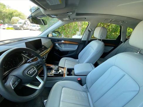 Certified 2024 Audi Q5 Premium w/ Convenience Package AWD/4WD image 5