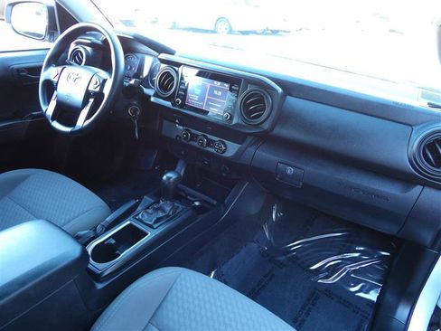 Used 2021 Toyota Tacoma 2WD Access Cab image 16