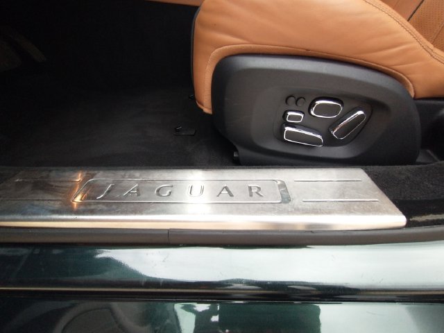 Used 2011 Jaguar XJ L RWD image 54