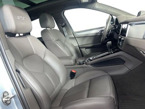 Used 2024 Porsche Macan GTS image 14