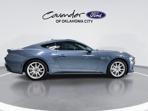 Used 2024 Ford Mustang GT Premium RWD image 9