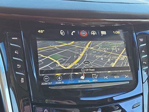 Used 2017 Cadillac Escalade Luxury image 18