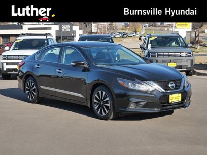 Used 2017 Nissan Altima 2.5 SL w/ Technology Package