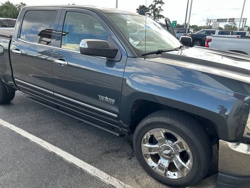 Used 2018 Chevrolet Silverado 1500 LTZ w/ Texas Edition RWD image 4