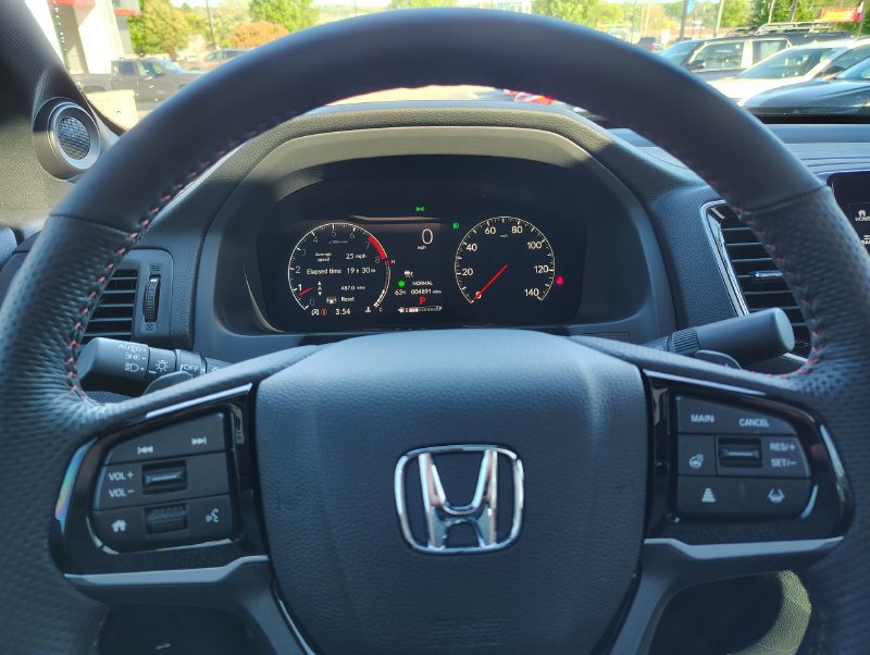Used 2026 Honda Ridgeline Black Edition image 12