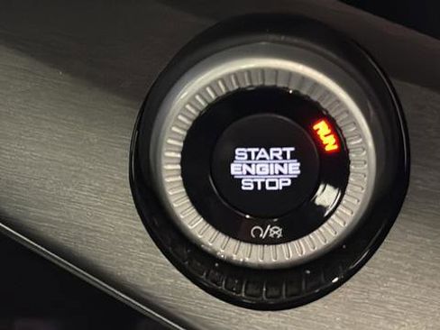 Used 2024 Jeep Wagoneer Series II image 32