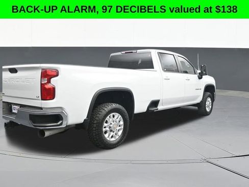 Used 2024 Chevrolet Silverado 2500 LT AWD/4WD image 15