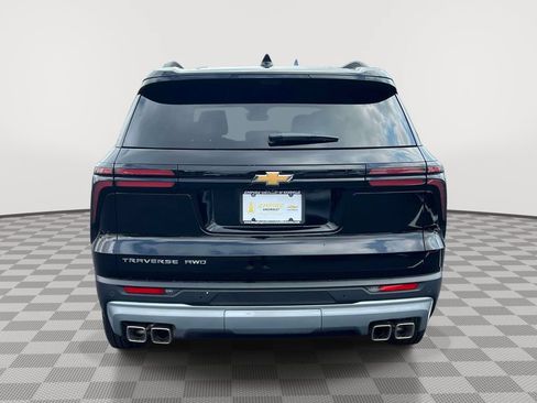 Used 2026 Chevrolet Traverse LT w/ Driver Confidence Package AWD/4WD image 6