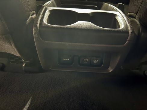 Used 2018 Honda Odyssey EX-L image 28