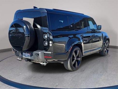 Certified 2024 Land Rover Defender 130 V8 image 5